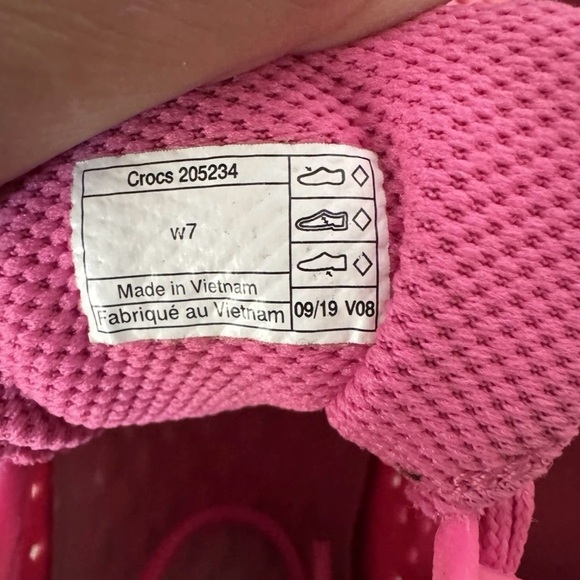 Crocs LiteRide Pink Pacer Perforated Lace Up Shoes Womens Sz. 7 EUC - Picture 13 of 14